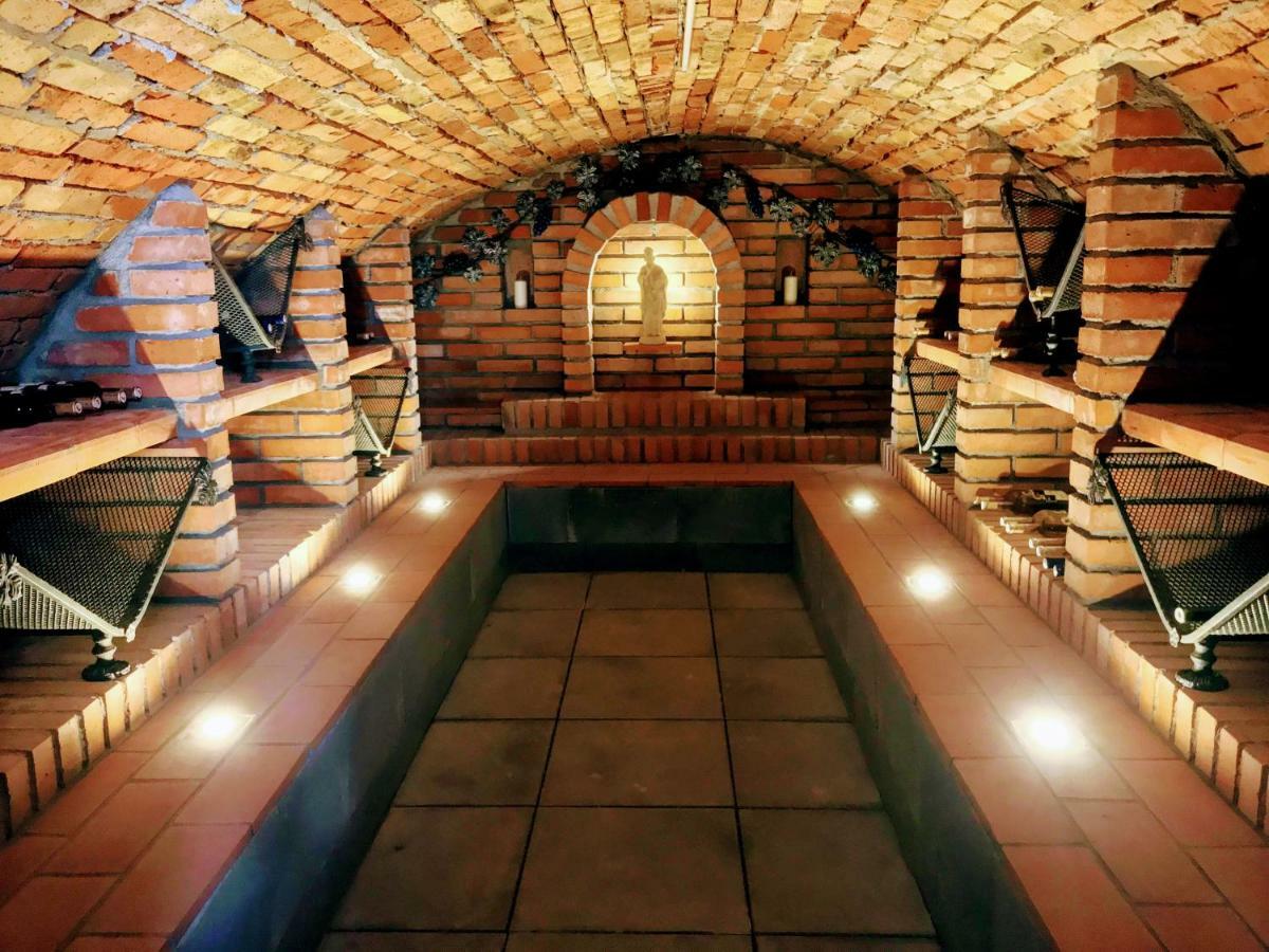 Apartman Pavlenka Hustopeče Buitenkant foto